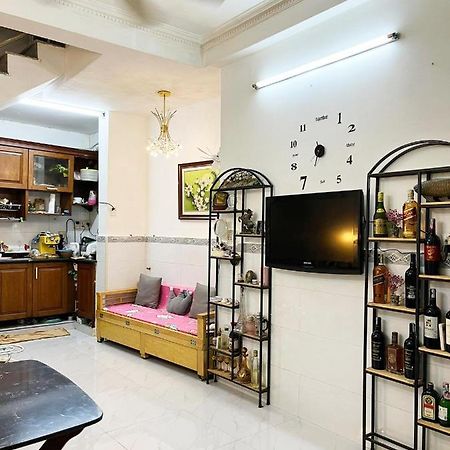 Homestay Ms. Hoa ホーチミン市 エクステリア 写真